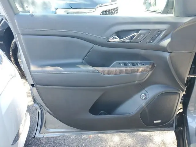 2021 GMC Acadia - $27,990