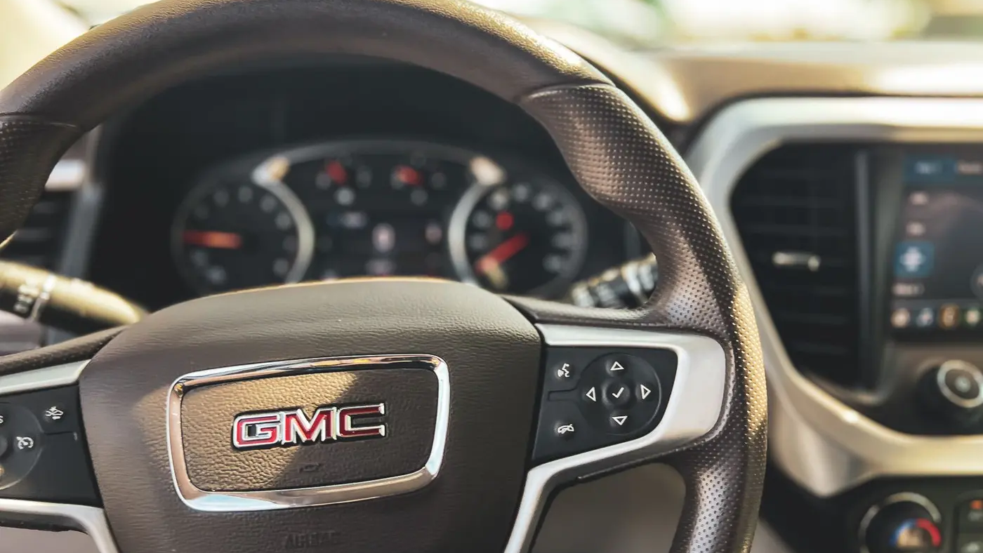 2023 GMC Acadia SLE