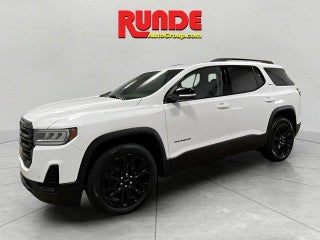 2023 GMC Acadia with Summit White Exterior