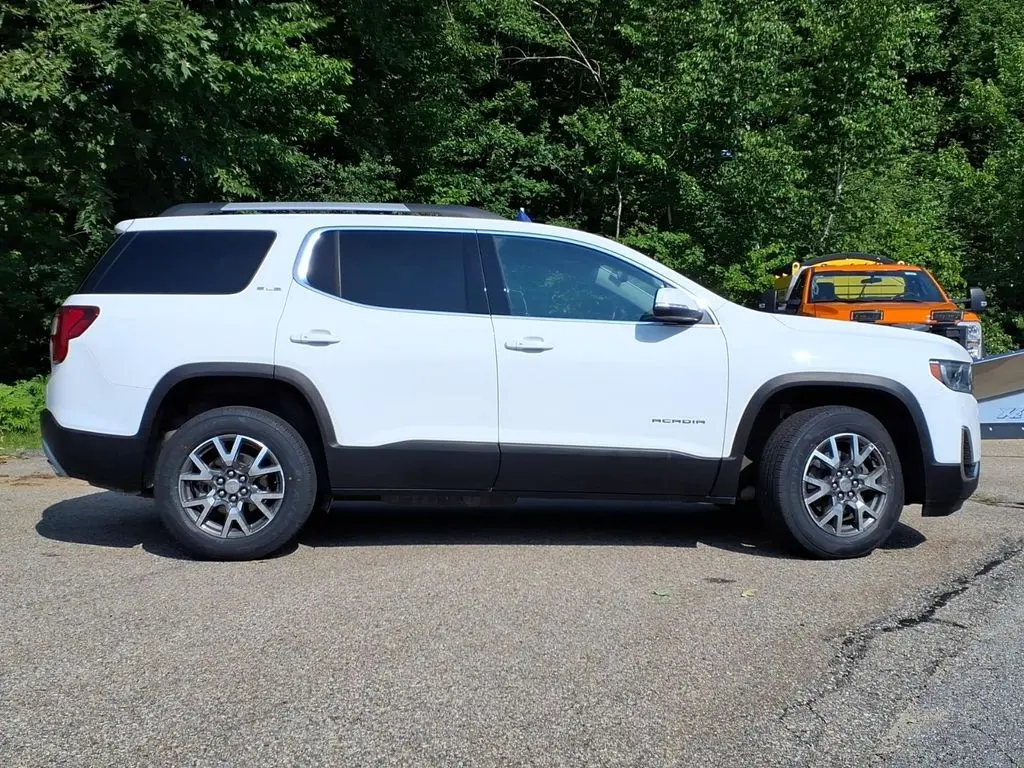 2023 GMC Acadia - $25,239