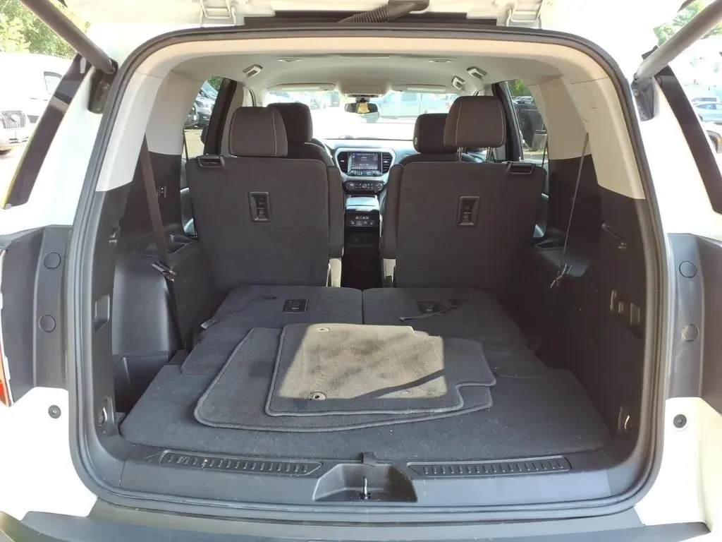 2023 GMC Acadia - $25,239