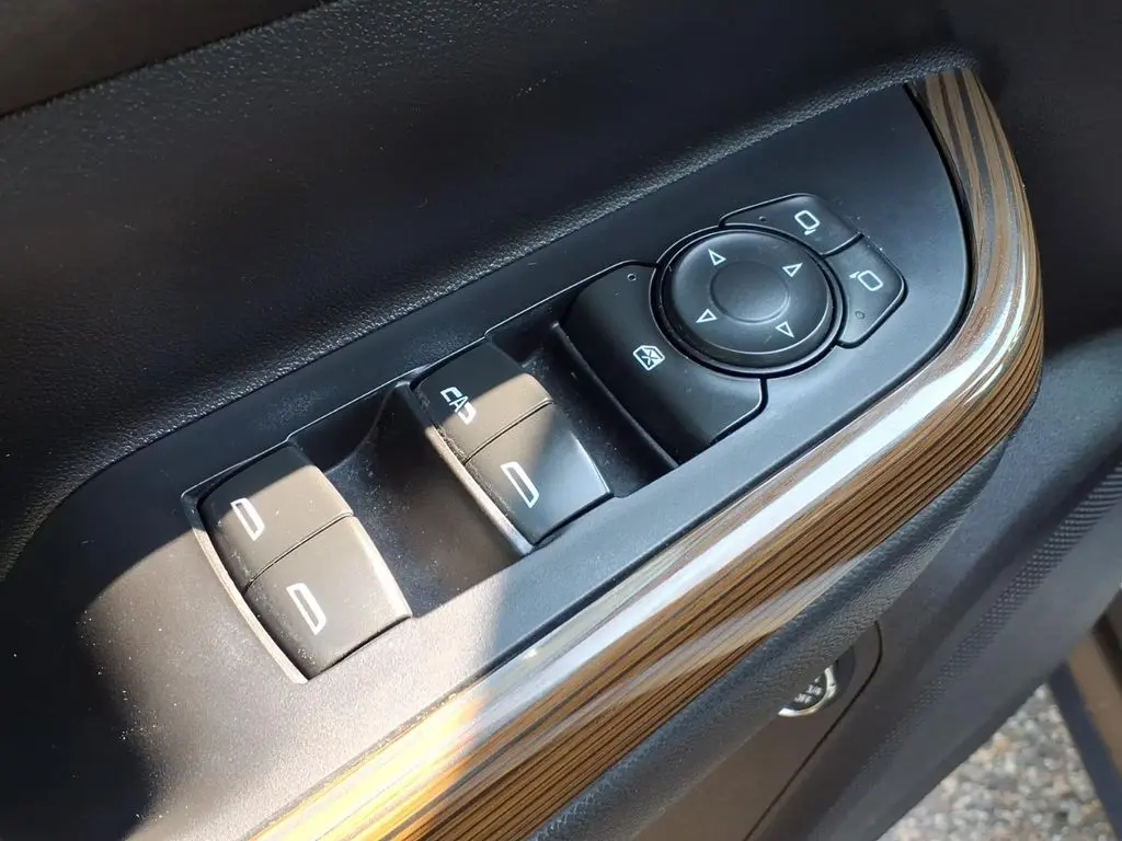 2023 GMC Acadia - $25,239