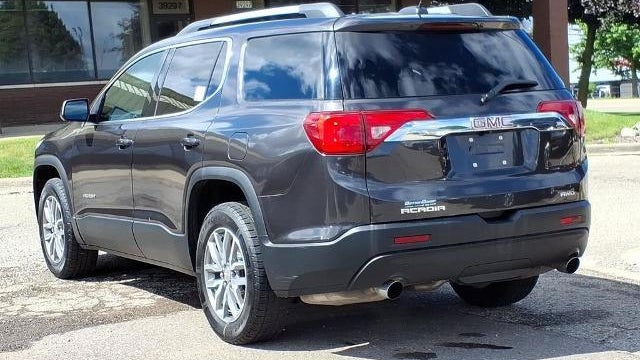 2017 GMC Acadia SLE-2