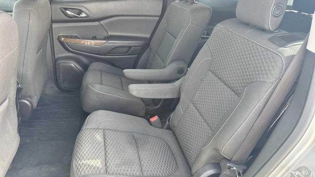 2017 GMC Acadia SLE-2