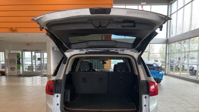 2017 GMC Acadia SLE-2