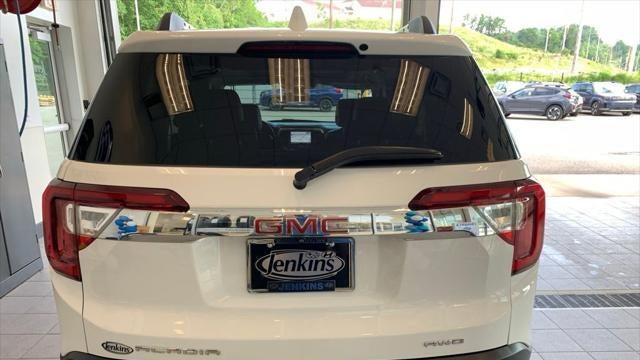 2023 GMC Acadia SLT