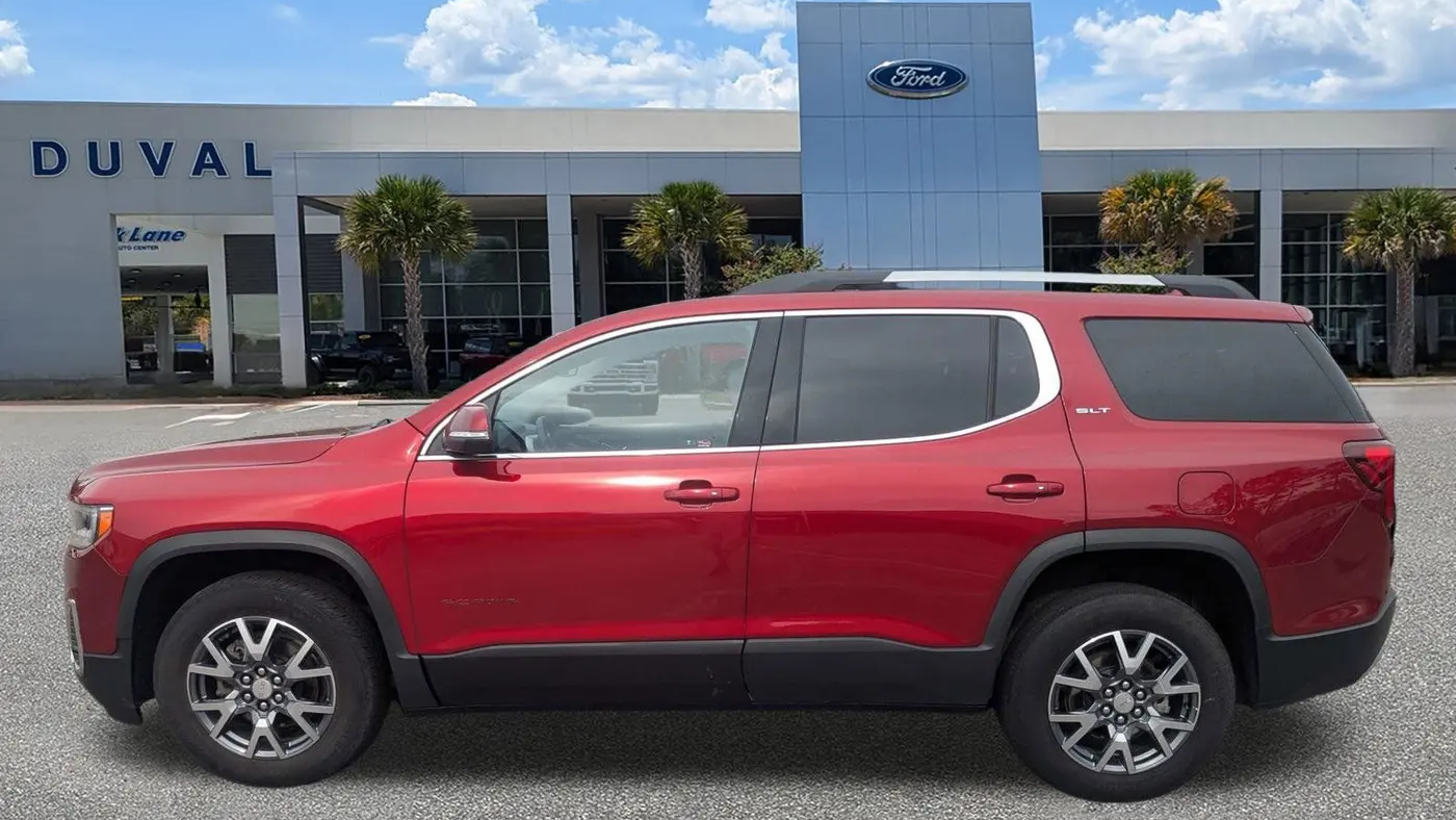 2023 GMC Acadia SLT