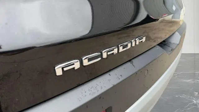 2020 GMC Acadia SLT