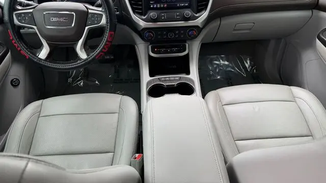 2020 GMC Acadia SLT