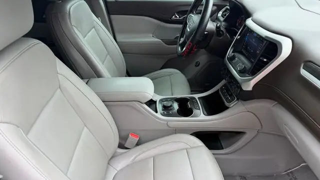 2020 GMC Acadia SLT