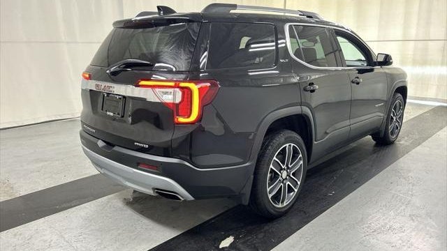 2021 GMC Acadia SLT
