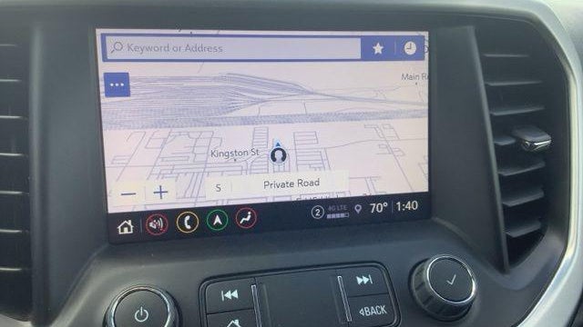 2023 GMC Acadia SLT