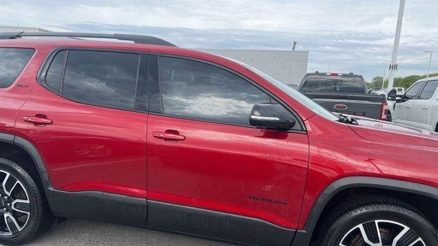 2021 GMC Acadia SLT