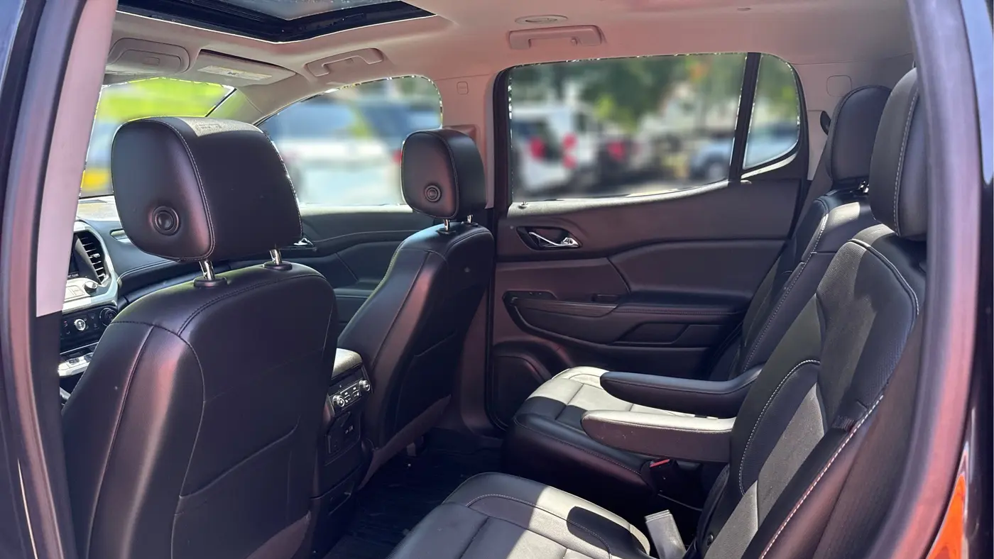 2020 GMC Acadia SLT