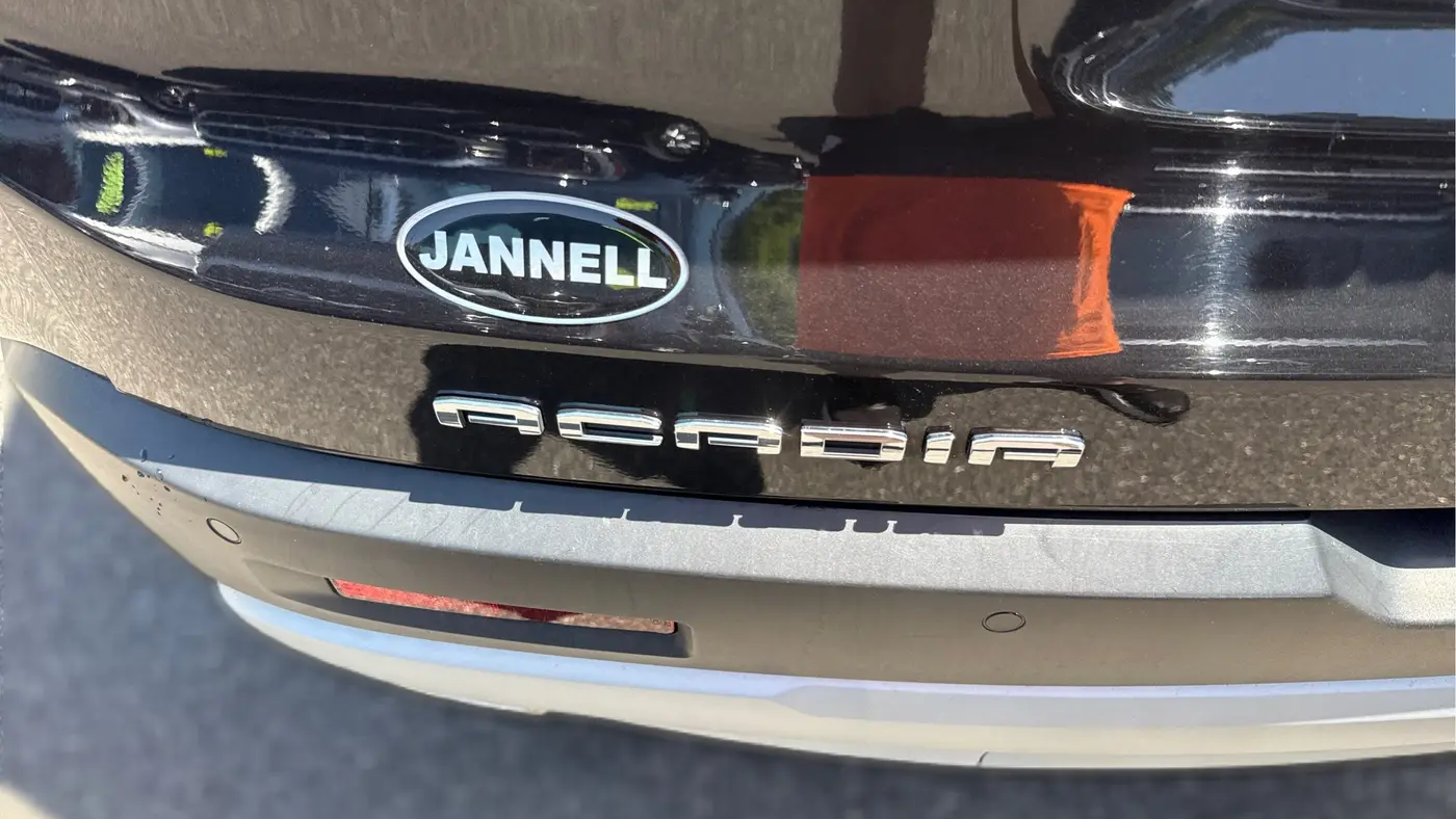 2020 GMC Acadia SLT