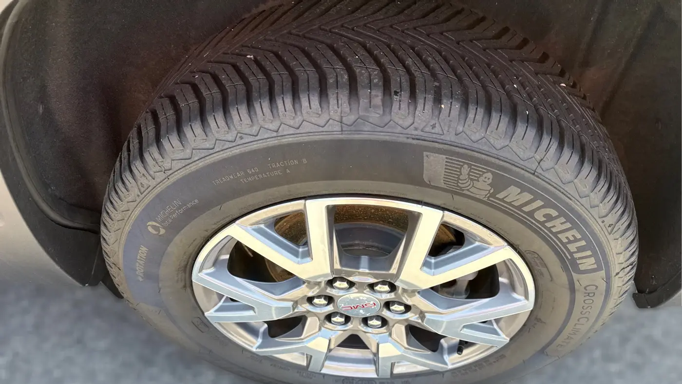 2020 GMC Acadia SLT
