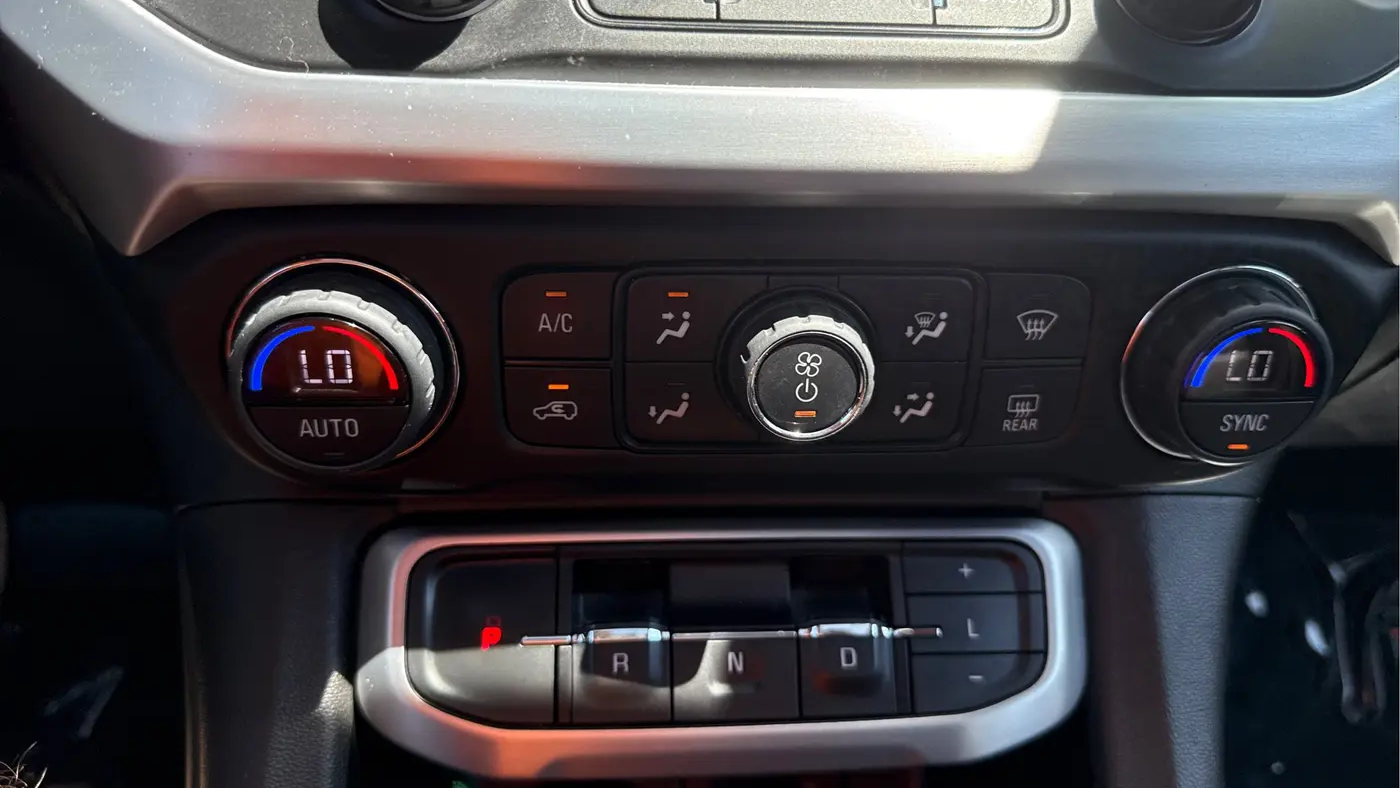 2020 GMC Acadia SLT