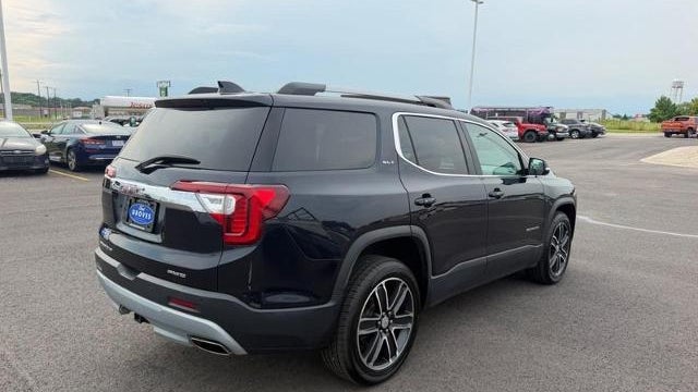 2021 GMC Acadia SLT