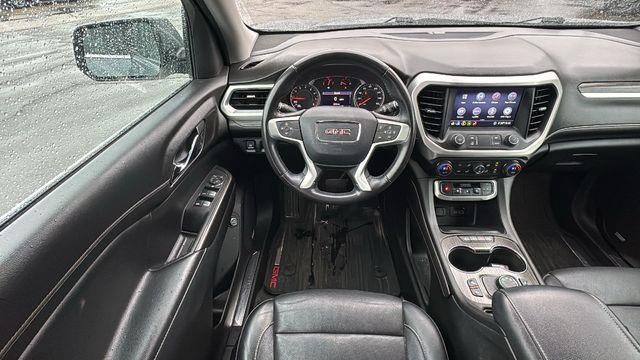 2020 GMC Acadia SLT