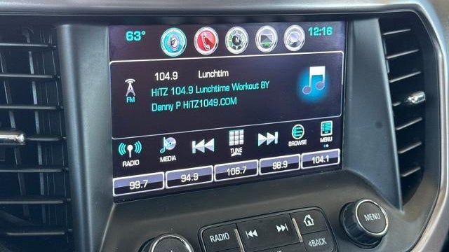 2017 GMC Acadia SLT-1