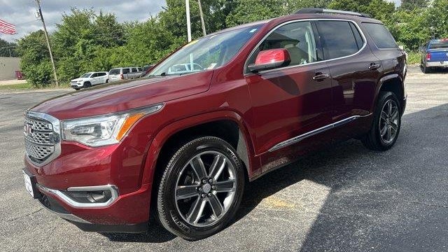 2017 GMC Acadia Denali