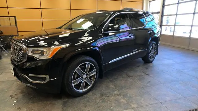 2019 GMC Acadia Denali