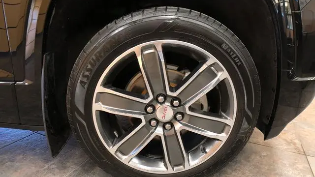 2019 GMC Acadia Denali