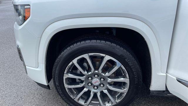 2020 GMC Acadia Denali