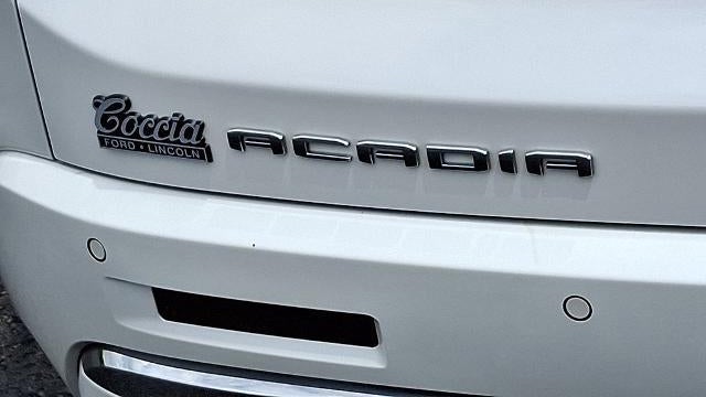 2022 GMC Acadia Denali