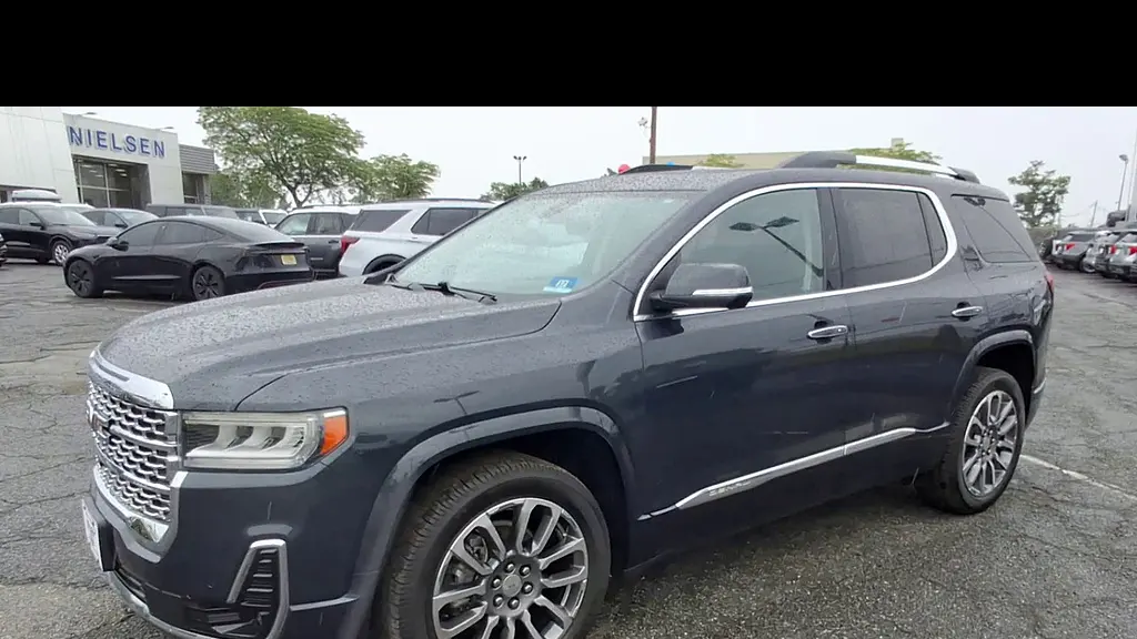 2021 GMC Acadia Denali