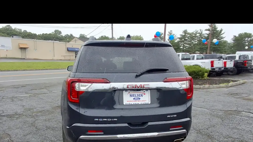 2021 GMC Acadia Denali