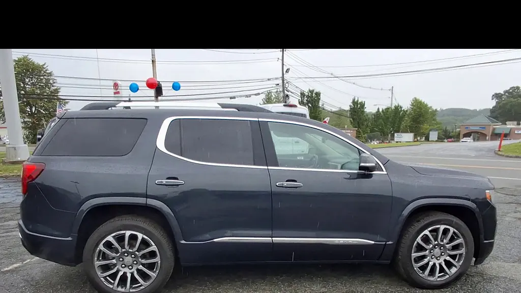 2021 GMC Acadia Denali
