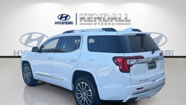 2023 GMC Acadia Denali