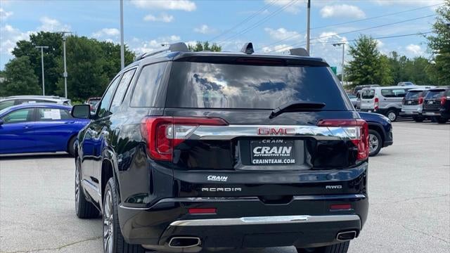 2023 GMC Acadia Denali