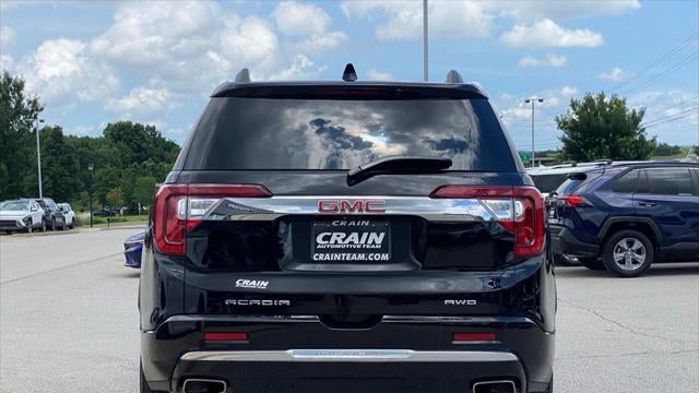 2023 GMC Acadia Denali