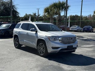 2018 GMC Acadia with Quicksilver Metallic Exterior