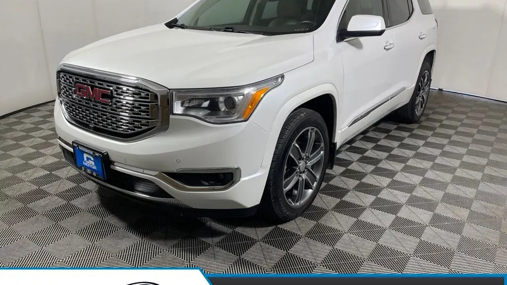 2017 GMC Acadia Denali