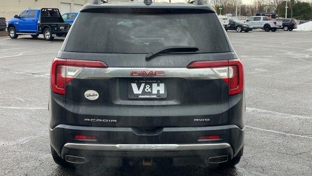 2021 GMC Acadia Denali