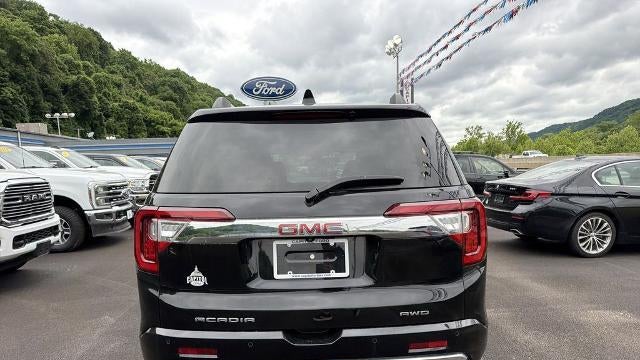 2023 GMC Acadia Denali