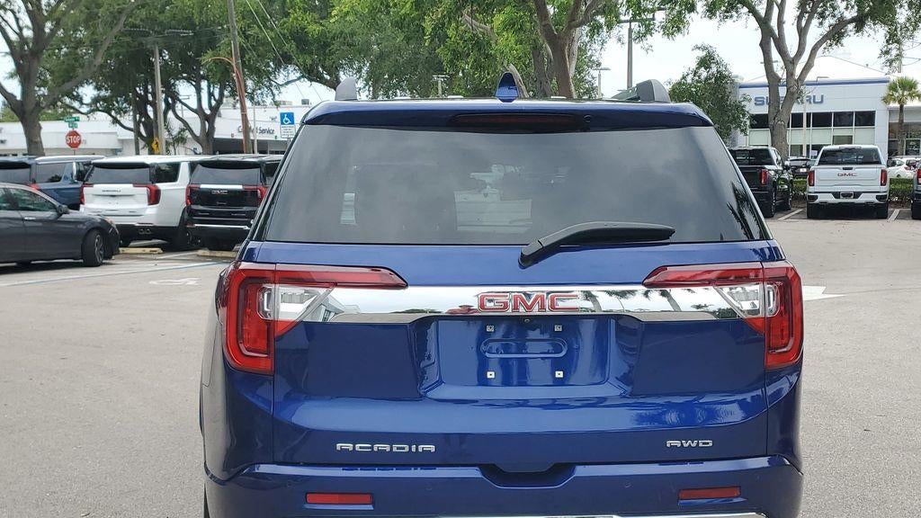 2023 GMC Acadia Denali
