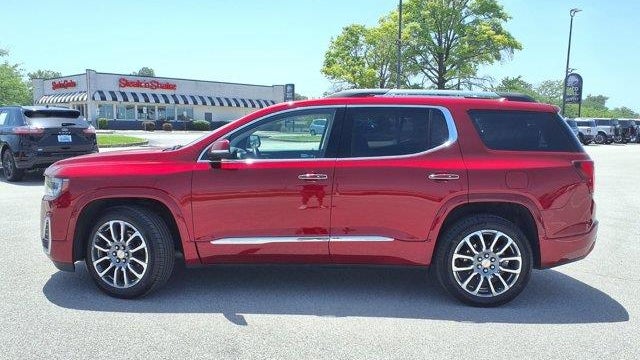2022 GMC Acadia Denali