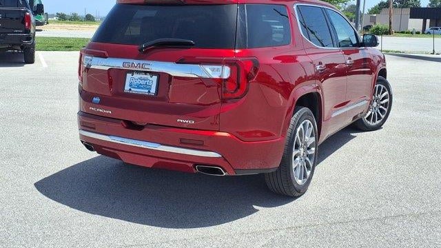 2022 GMC Acadia Denali