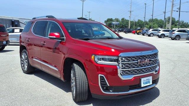 2022 GMC Acadia Denali