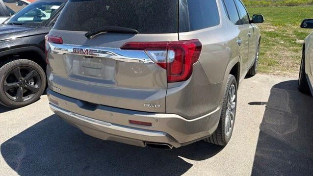 2022 GMC Acadia Denali