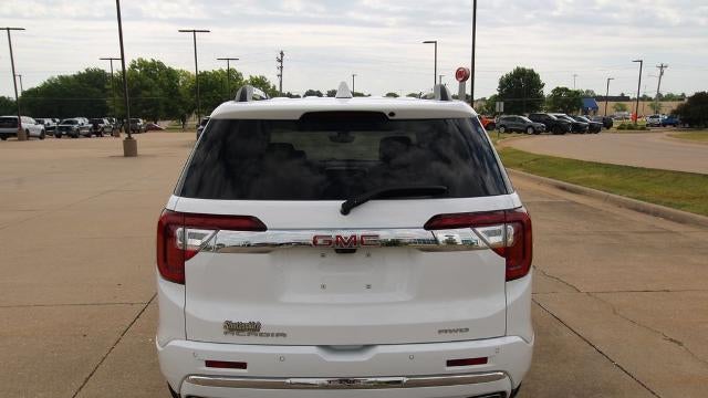 2023 GMC Acadia Denali