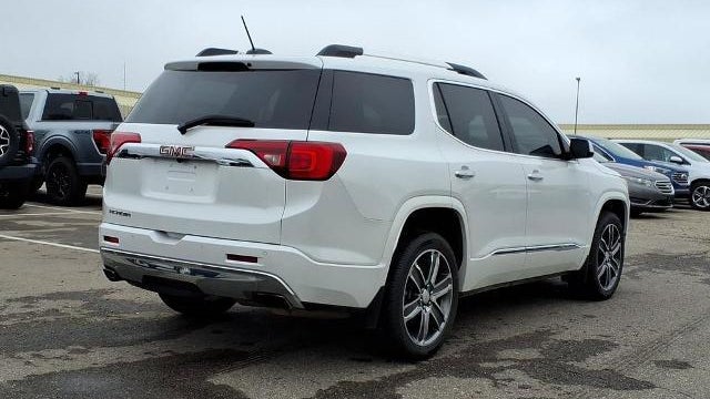 2019 GMC Acadia Denali