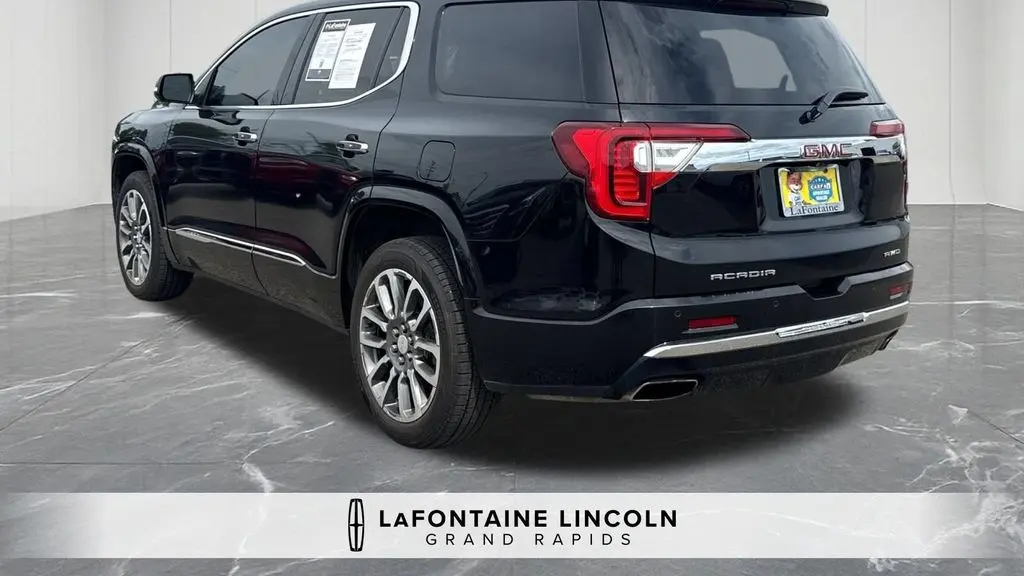 2021 GMC Acadia Denali