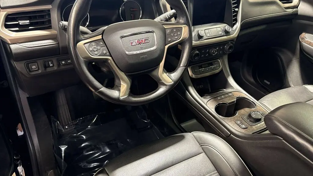 2021 GMC Acadia Denali