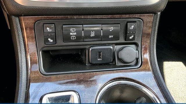 2017 GMC Acadia Base