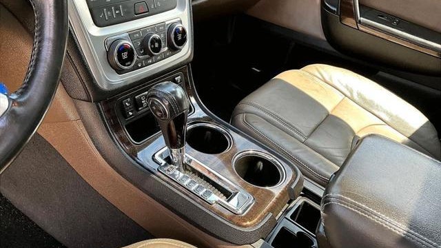 2017 GMC Acadia Base